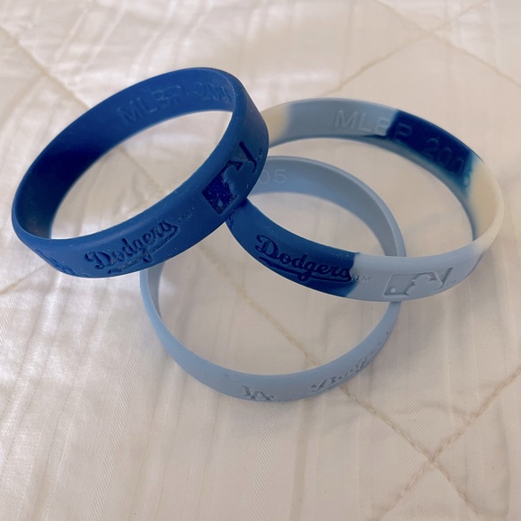 Los Angeles Dodgers Mlb 3 pk silicone adult wristbands Team Logo Bracelets 2005 - Picture 1 of 2